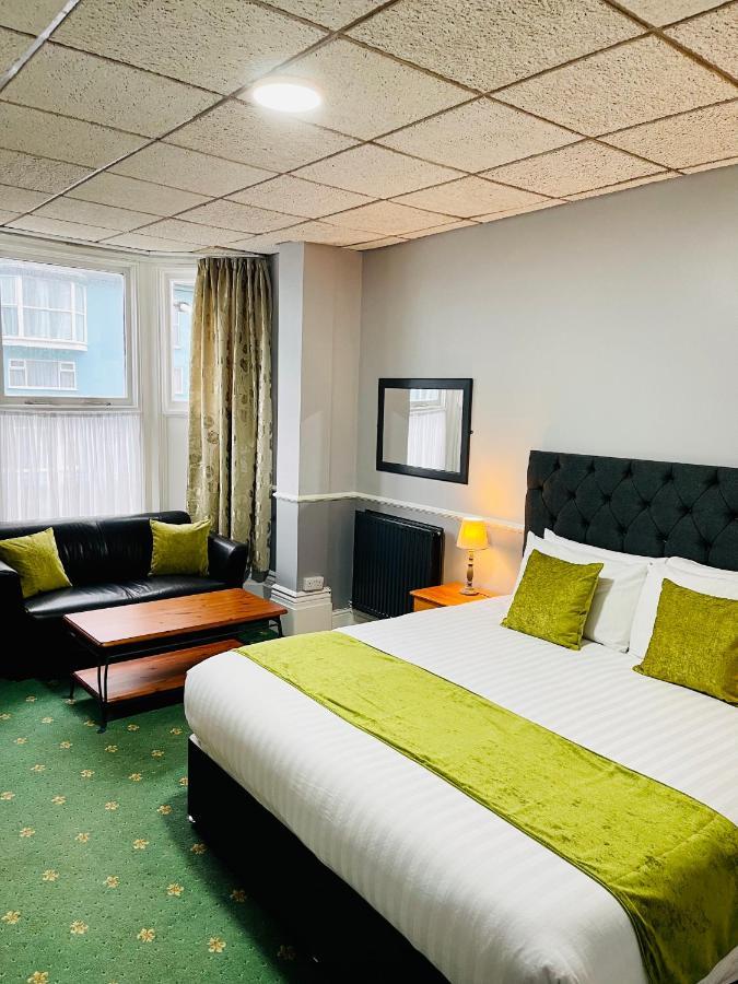 Palm Court B&B Ilfracombe Dış mekan fotoğraf