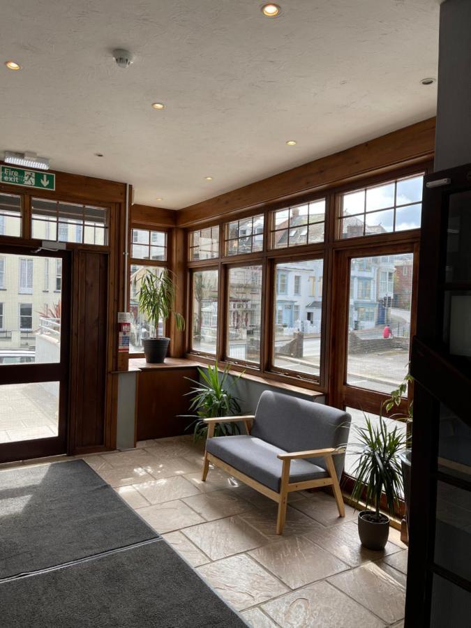 Palm Court B&B Ilfracombe Dış mekan fotoğraf
