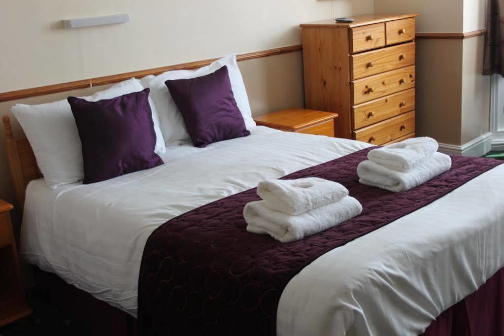 Palm Court B&B Ilfracombe Dış mekan fotoğraf